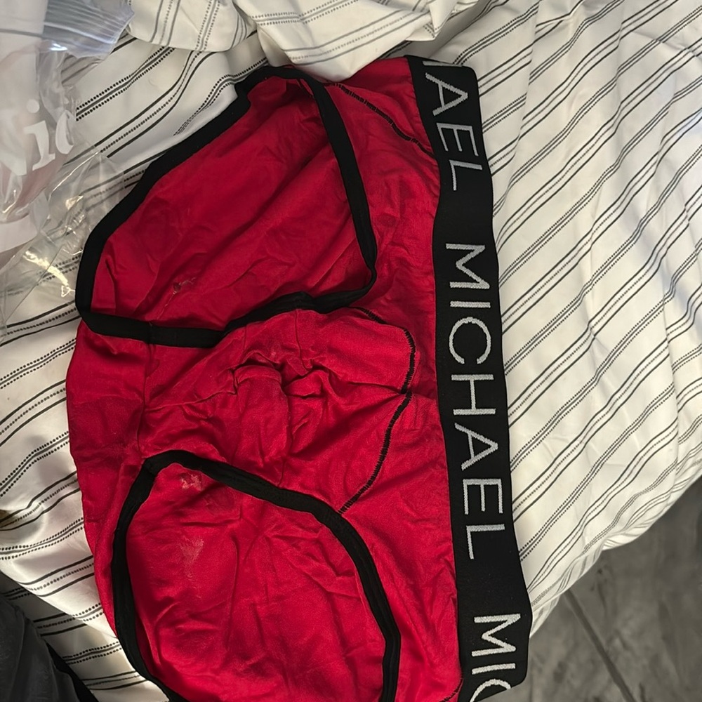 Men’s briefs